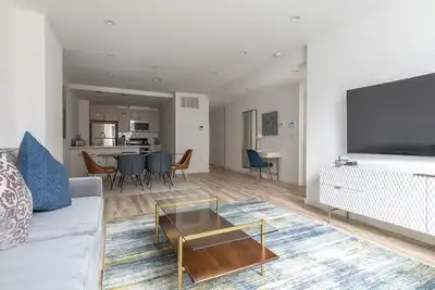 Image de Stylish 3br Retreat w Private Deck Near Nyc