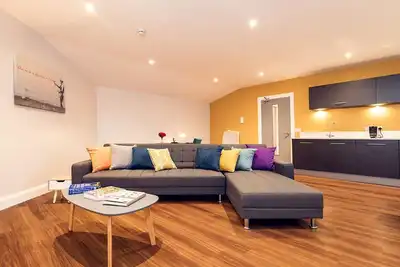 Image de 3-Appartement-Classique-Salle de bain privée séparée-Vue ville