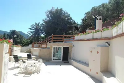 Image de Star Tower Hibiscus House