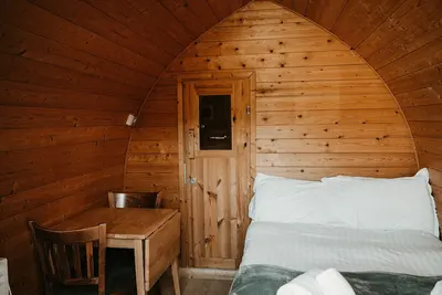 Image de Cabine-Standard-Douche-Vue sur la campagne-Double Glamping Pod