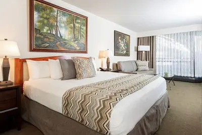Image de Cliff Club Snowbird - 1\/30 - 2\/6\/21 - Ski in ski out - 2 bdrm - Private hot tub