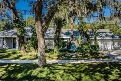 Image de 3\/2 Home, Close to Downtown & the Bay