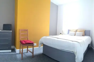 Image de Whole-Maison-Salle de bain privée séparée