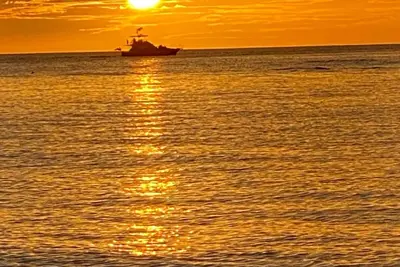 Image de Beautiful Beach and Sunsets in Newly Remodeled Condo at Crescent Beach Club