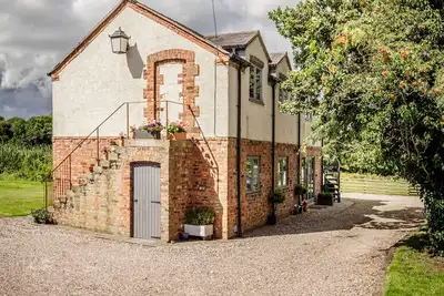Image de Coach House-Cottage-Traditionelle-Salle d'eau-Vue sur la campagne