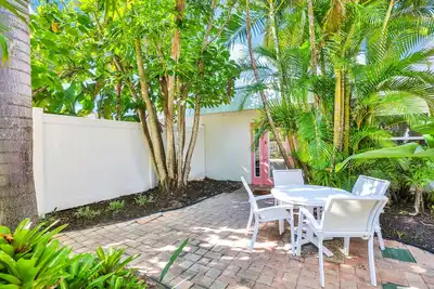 Image de Remodeled Coastal Retreat in Anna Maria, Fl – Steps from the Beach