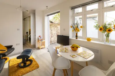 Image de Studio-Standard-Douche-Terrasse-Ground Floor