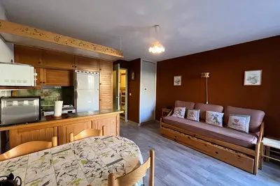 Image de Studio au pied des pistes dans la résidence Les Cimes - Super-Sauze, Enchastrayes