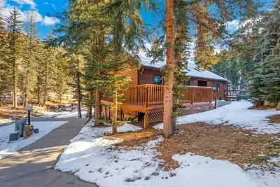 Image de Creekside Suite 20 River View!