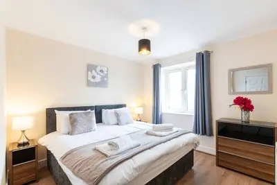 Image de de Luxe-Appartement-Salle de bain privée séparée-Vue ville