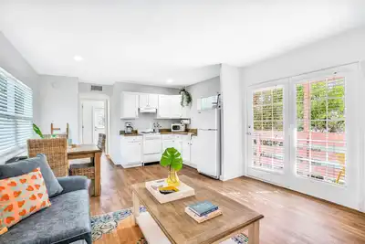 Image de Remodeled Coastal Retreat in Anna Maria, Fl – Steps from the Beach!