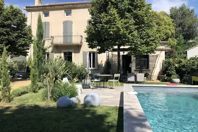 Image de Maison de Maître à 5 minutes du centre ville de Nyons- idéal pour les familles