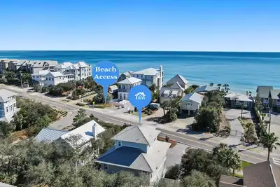 Image de Mermaids Retreat 30a 🧜🏻♀️ Steps to Beach Access, Pvt Heated Pool, Gulf Views, Bikes