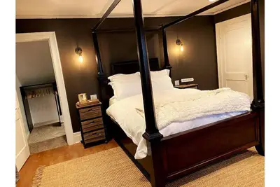 Image de Comfortare Cottage - 6 Blocks to Mayo Clinic!