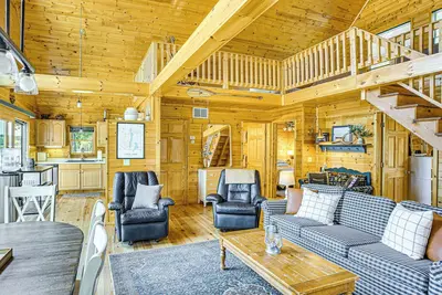 Image de Peaceful Long Lake Cottage w\/ Deck, Dock & Kayaks!