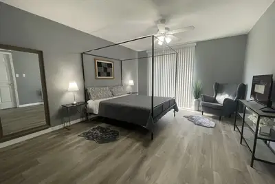 Image de Downtown Sarasota House By Siesta Key and Golfing