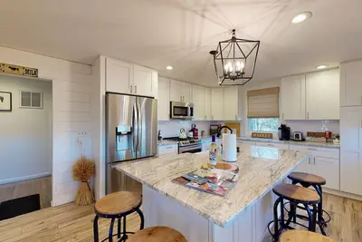Image de ⭐️Modern Farmhouse Long Island Wine Country🍷