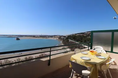Appartement 40m² avec terrasse et 2 chambres à 4, face à la plage du Lazaret