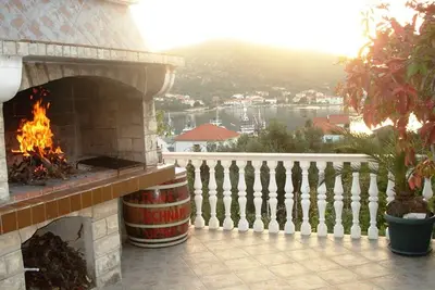 Appartement Romantique Avec Vue Sur Mer Vinišće, Dalmatie