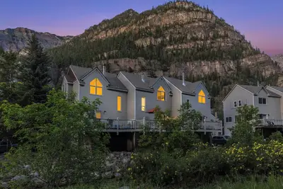 Image de Affordable Riverfront Townhome - Fiber Internet - Near Ouray Hot Springs Pool