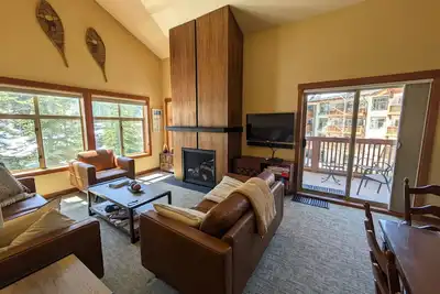 Five Star Luxury Ski-In Ski-Out with Mountain Views