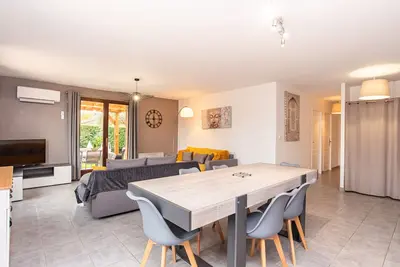 Image de Gite Les Tournesols 31150 Maison Jardin, parking, climatisée, Netflix