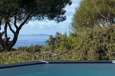 Image de Villa 180 m2 vue Mer Piscine Clim calme absolu grand jardin Plage Agosta