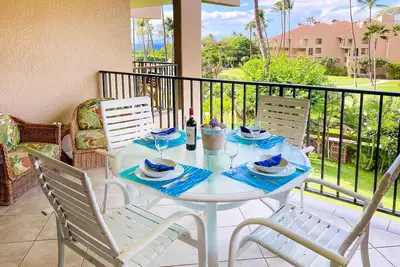 Image de Kamaole Sands 6-303 - Courtyard and Ocean Views from Renovated 3rd Floor Condo