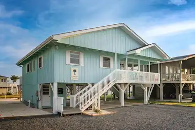 Image de Palmetto Paradise, Newly Remodeled Across the Street From the Beach!