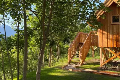 Image de Cabanes du Dauphiné - Anne Bonnie