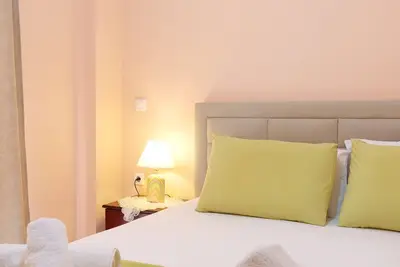 Image de Lovely 1-Bed Apartment in Sarandë