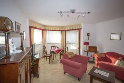 Image de Appartement-de Luxe-Salle de bain privée séparée-Vue sur la cour-mit Balkon 2