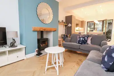 Image de 5 Myrtle View, pet friendly, with open fire in Haworth