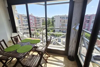 Image de Appartement 4 personnes dans résidence avec piscine et parking proche mer