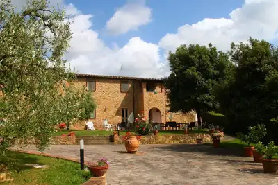 Image de Appartement en Toscane, piscine, bassin pour enfants, ideal por familles, 3 pers