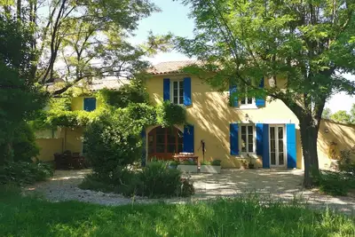 Image de Mas complet 300m2 avec piscine lagon, cuisine d'été et jardin