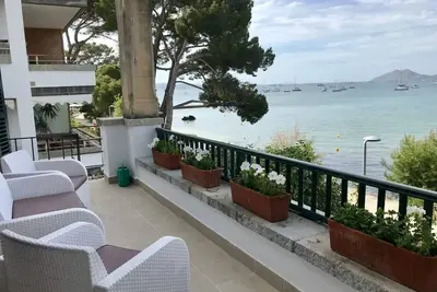 Image de Sea front partment on Puerto Pollensa Pinewalk, Kika