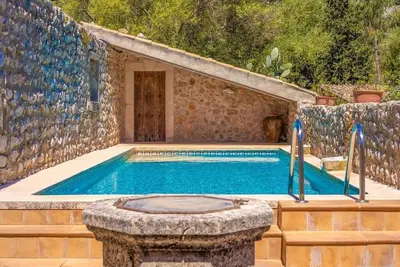 Image de Beautiful 4-bedroom villa, with swimming pool and barbecue