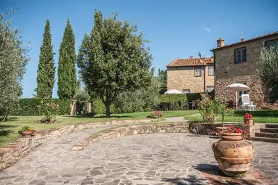 Image de Appartement à Montaione, piscine, bassin pour enfants, ideal por familles, 3 pers