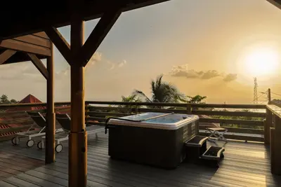 Image de Villa lagalante, vue mer étage spa privé, pour 4.