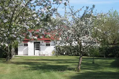 Image de Charmante maison avec grand jardin clôturé au milieu des forêts 5 km de l'océan