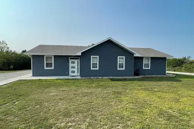 Image de Luxury Suite on Beautiful Rathbun Lake!