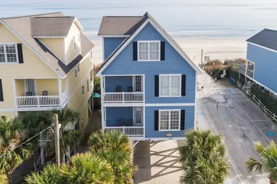 Image de Ocean Front 6br Beach House with Heated Private Pool! Little Women