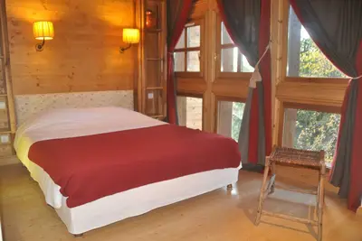 Image de Chalet d'exception au pied des pistes Ă Courchevel