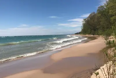 Image de Classic Lake Michigan Harbor Springs Cottage