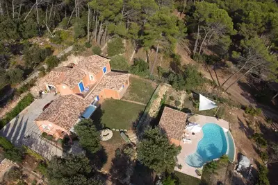 Image de Trés Belle Villa Grand Standing, plein Sud, vue Magnifique Dominante