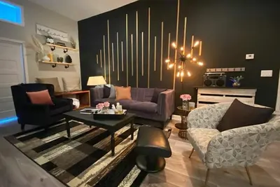Image de Inexpensive luxury right in the heart of downtown
