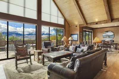 Image de Mountain Retreat-Amazing Views-Gourmet Kitchen-Air Conditioning Str2024-038