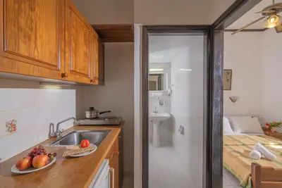 Image de Cozy Apartment with garden or pool view