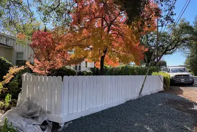 Image de Charming Farmhouse near Downtown